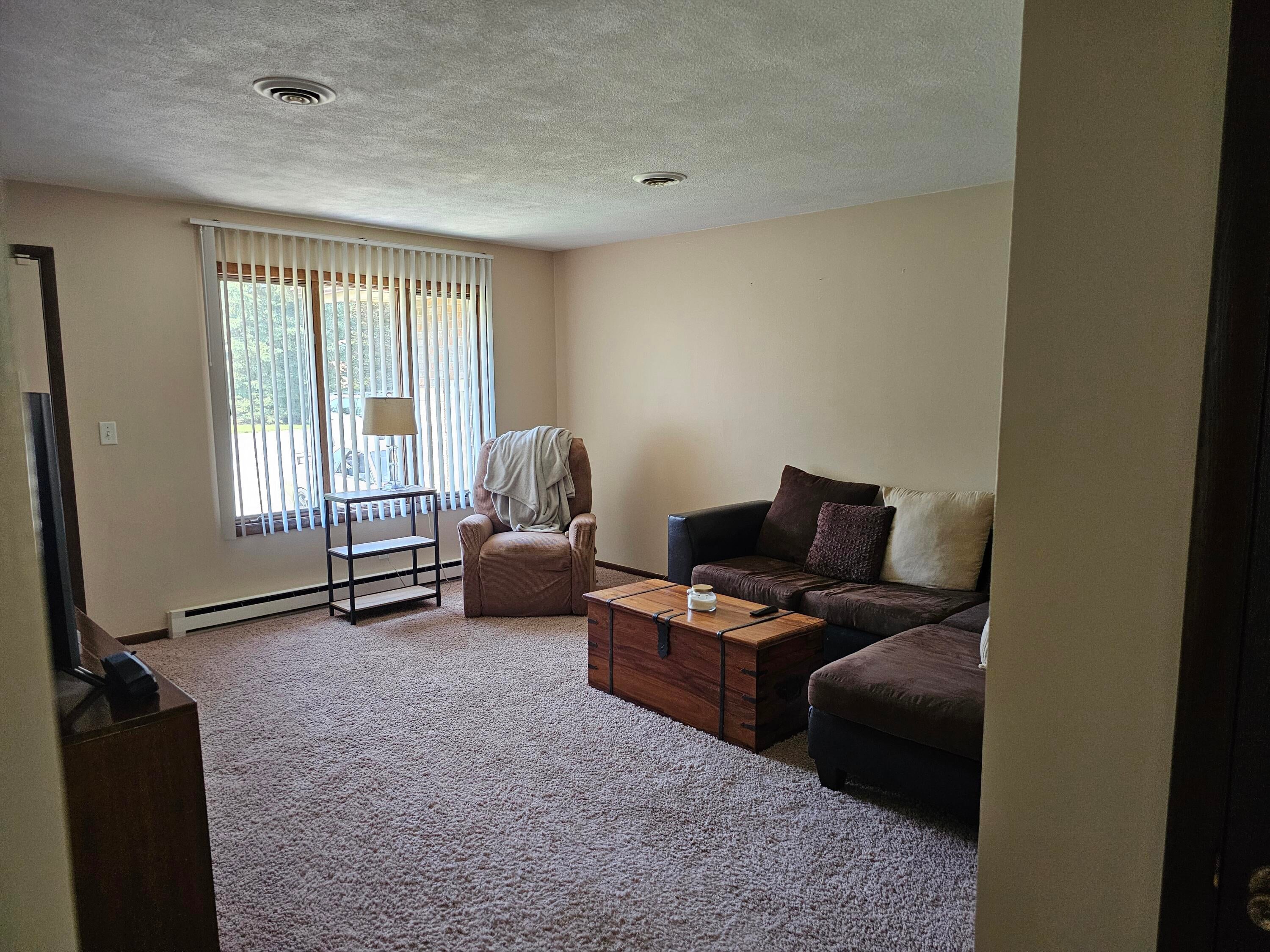 1605 &1609 Pheasant Run