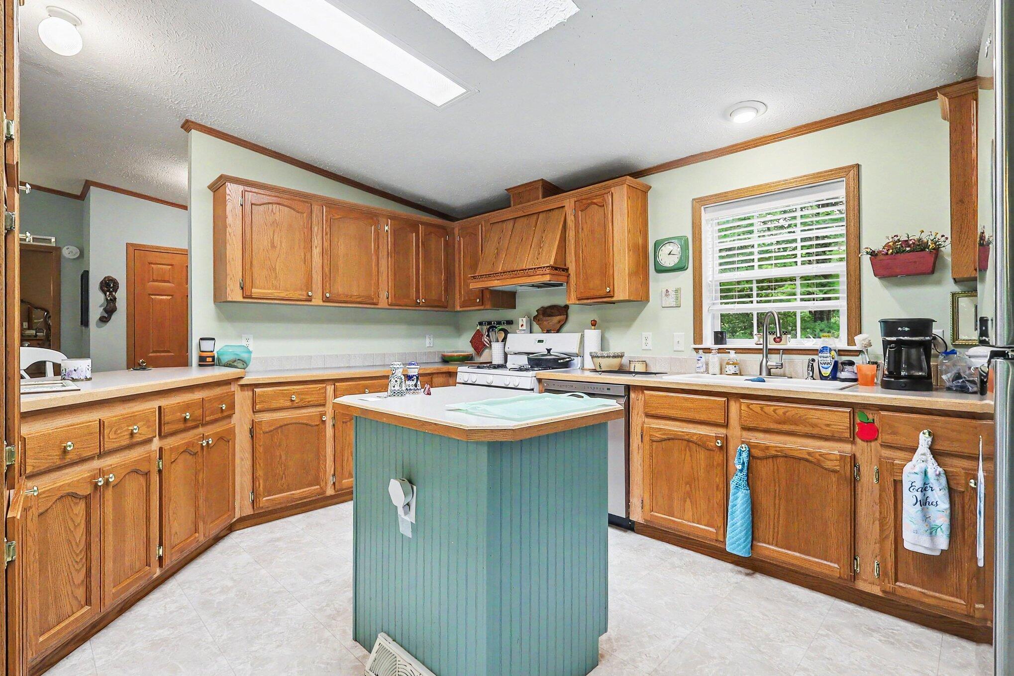 12399 Katherine Court