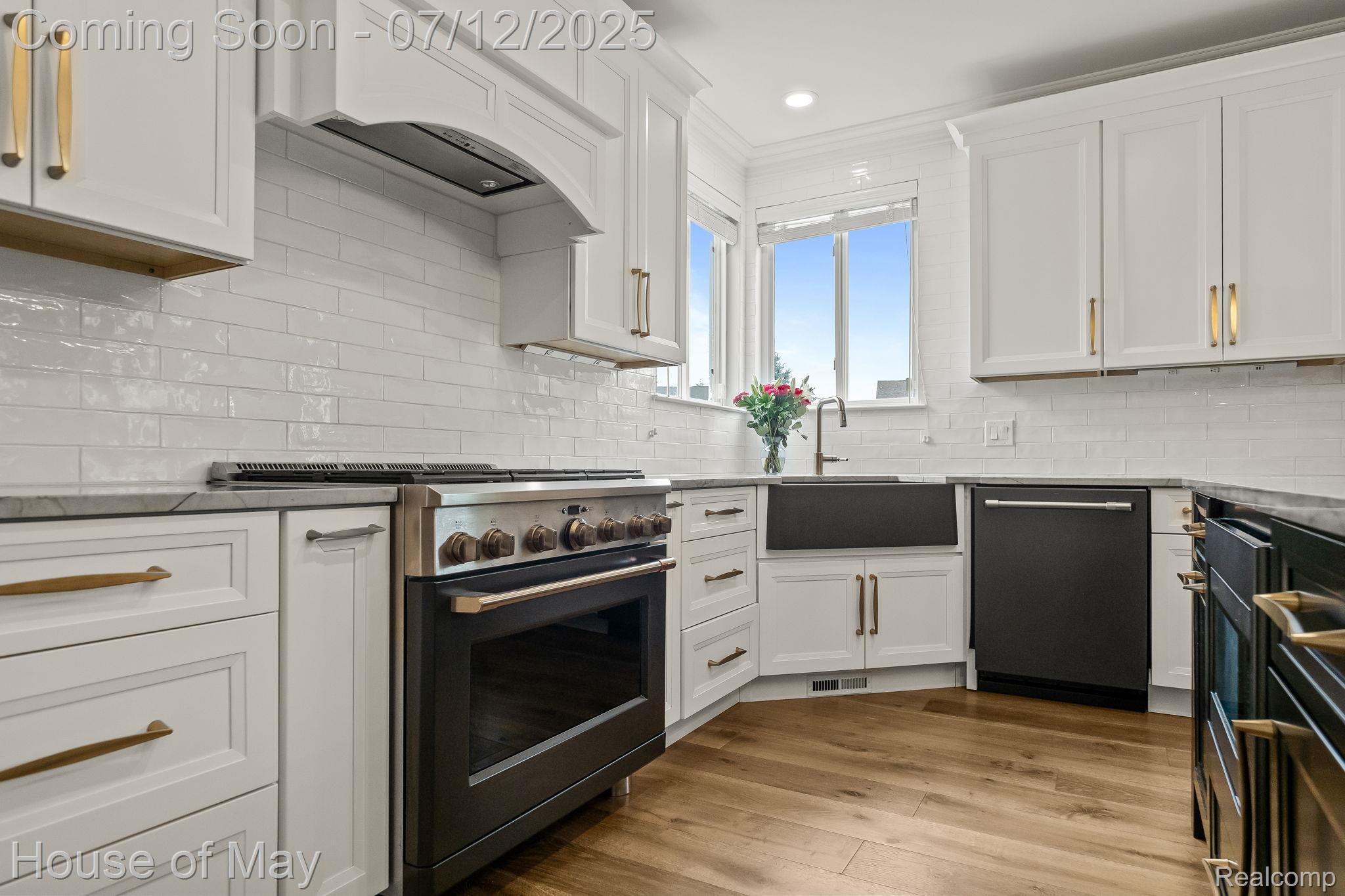 1767 Carriage Hill