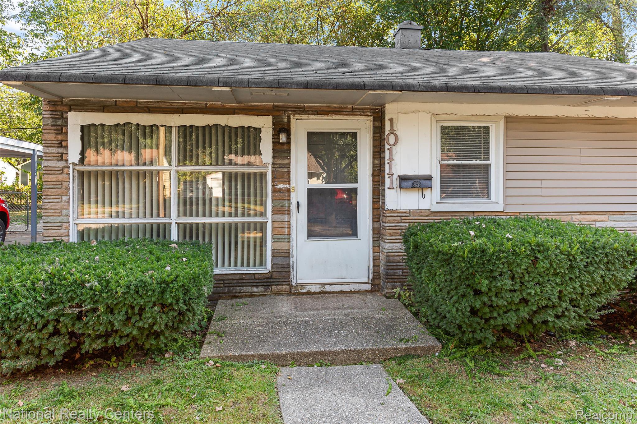 10111 Corning Street