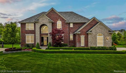52486 Aspen Drive Lyon Charter Township MI 48178