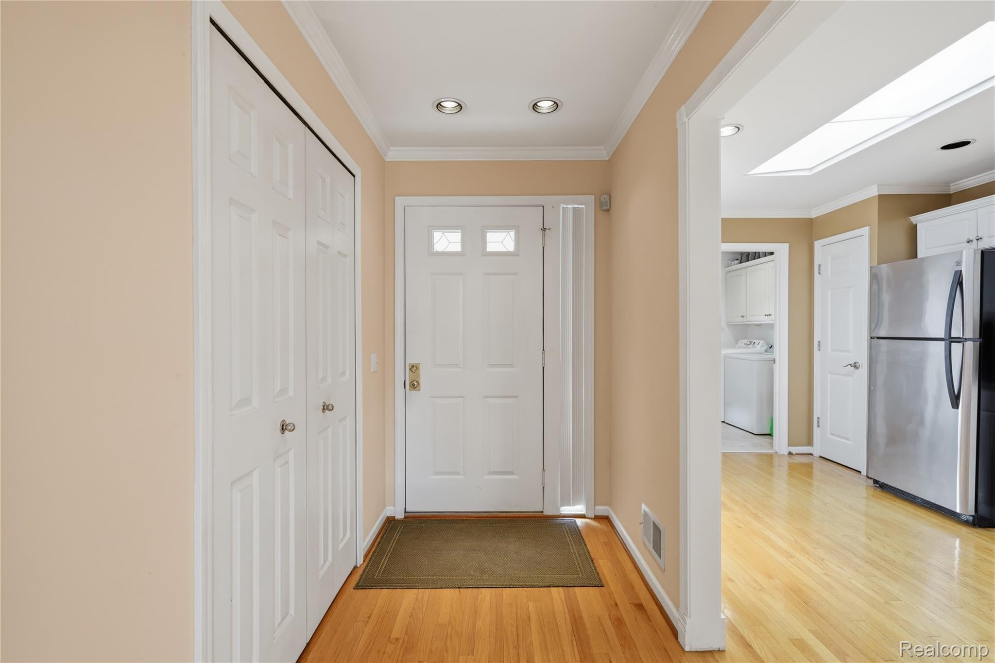 5828 Dawn Ridge Drive