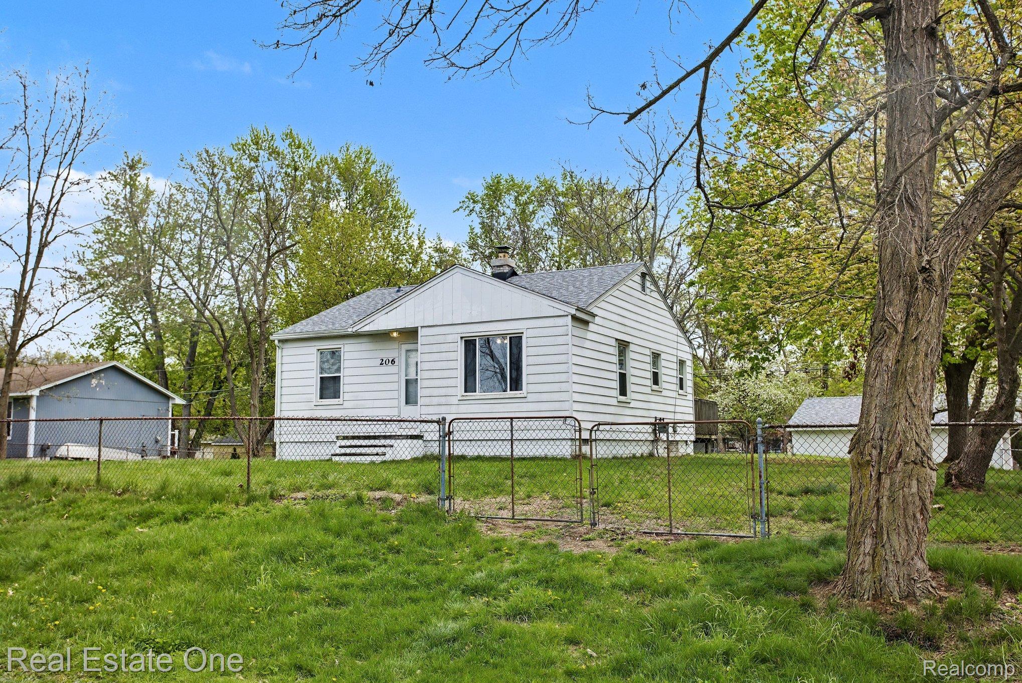 206 Steadfield Street