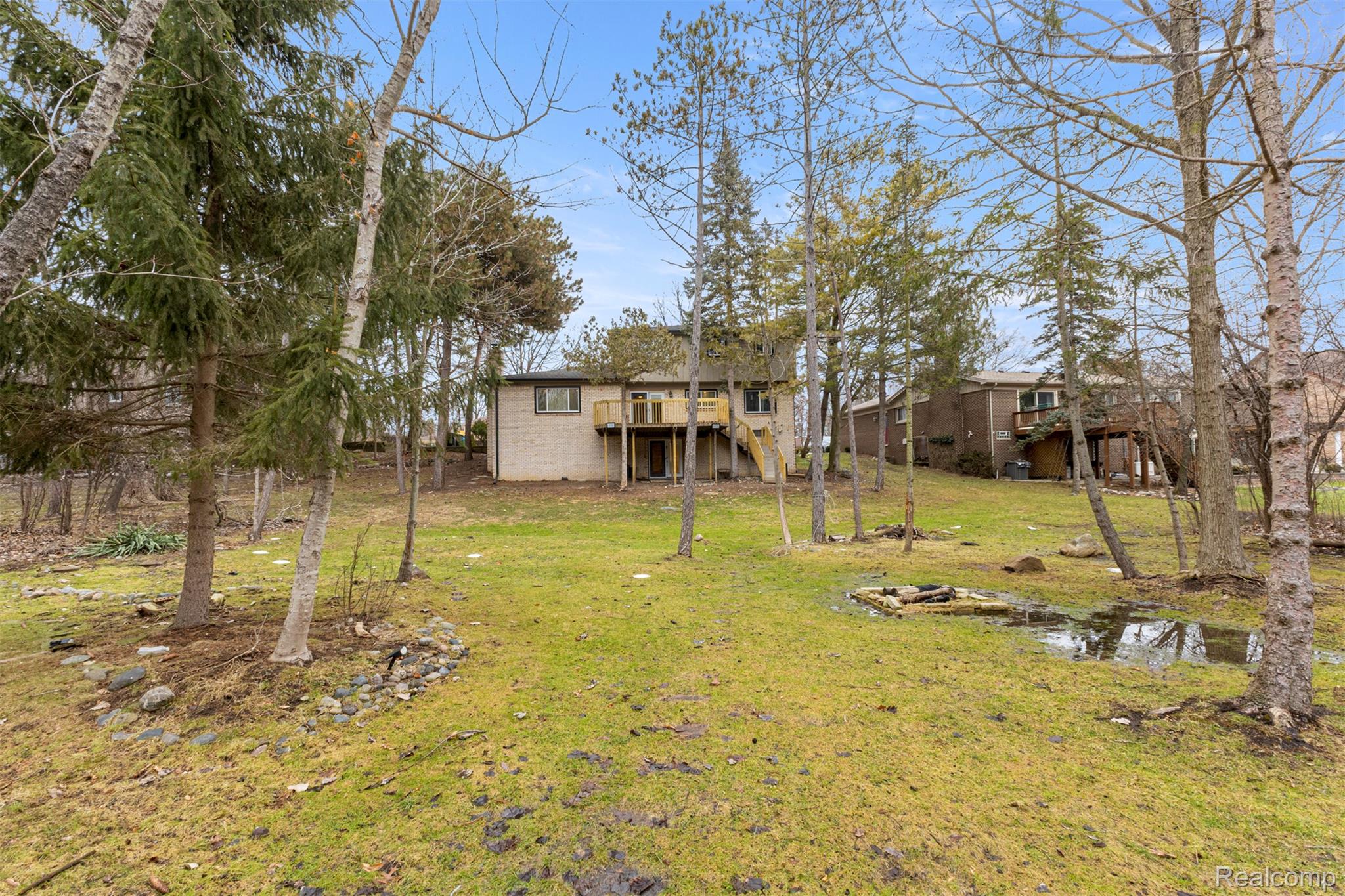 21739 Parklane Street