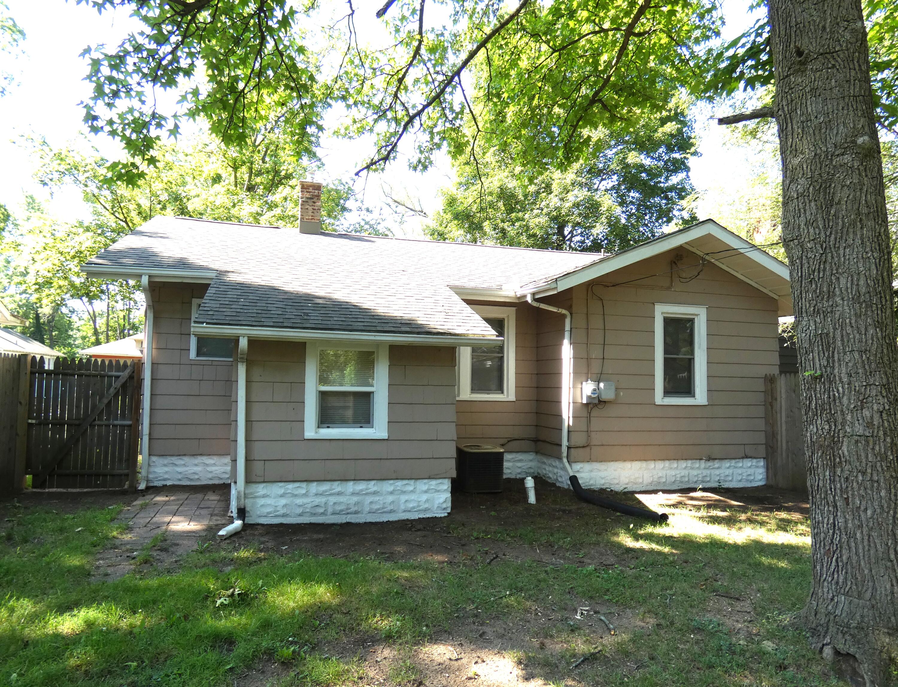 183 Searles Avenue