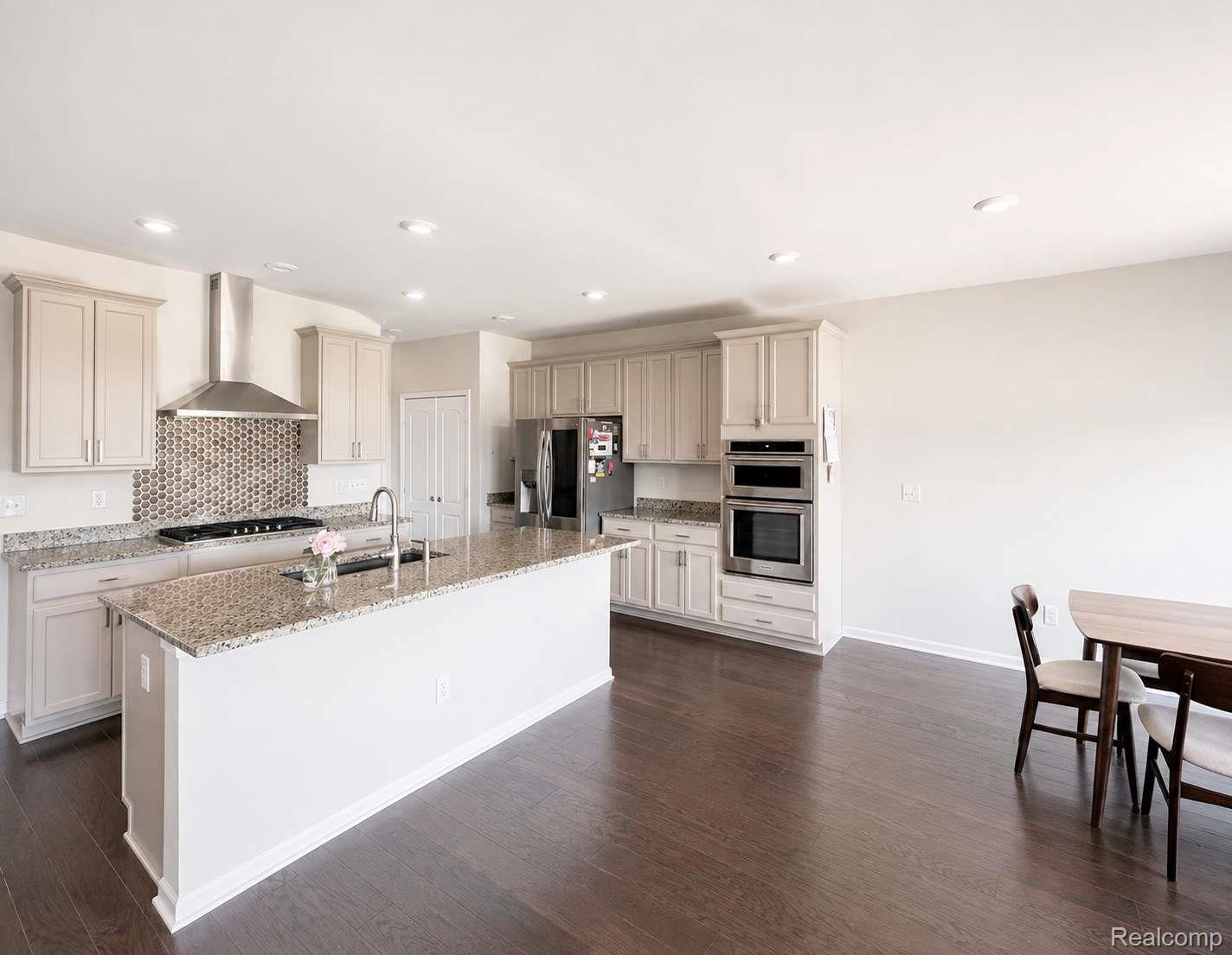 22518 Woodbridge Lane