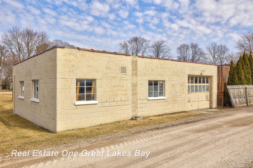listing image 44