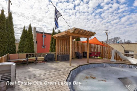 listing image 50