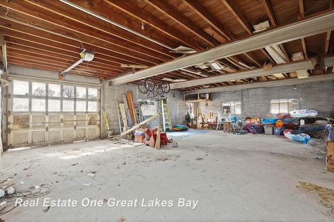 listing image 42