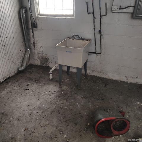 Tiny photo for 15371 Asbury Park, Detroit City, MI 48227 (MLS # 20261010340)