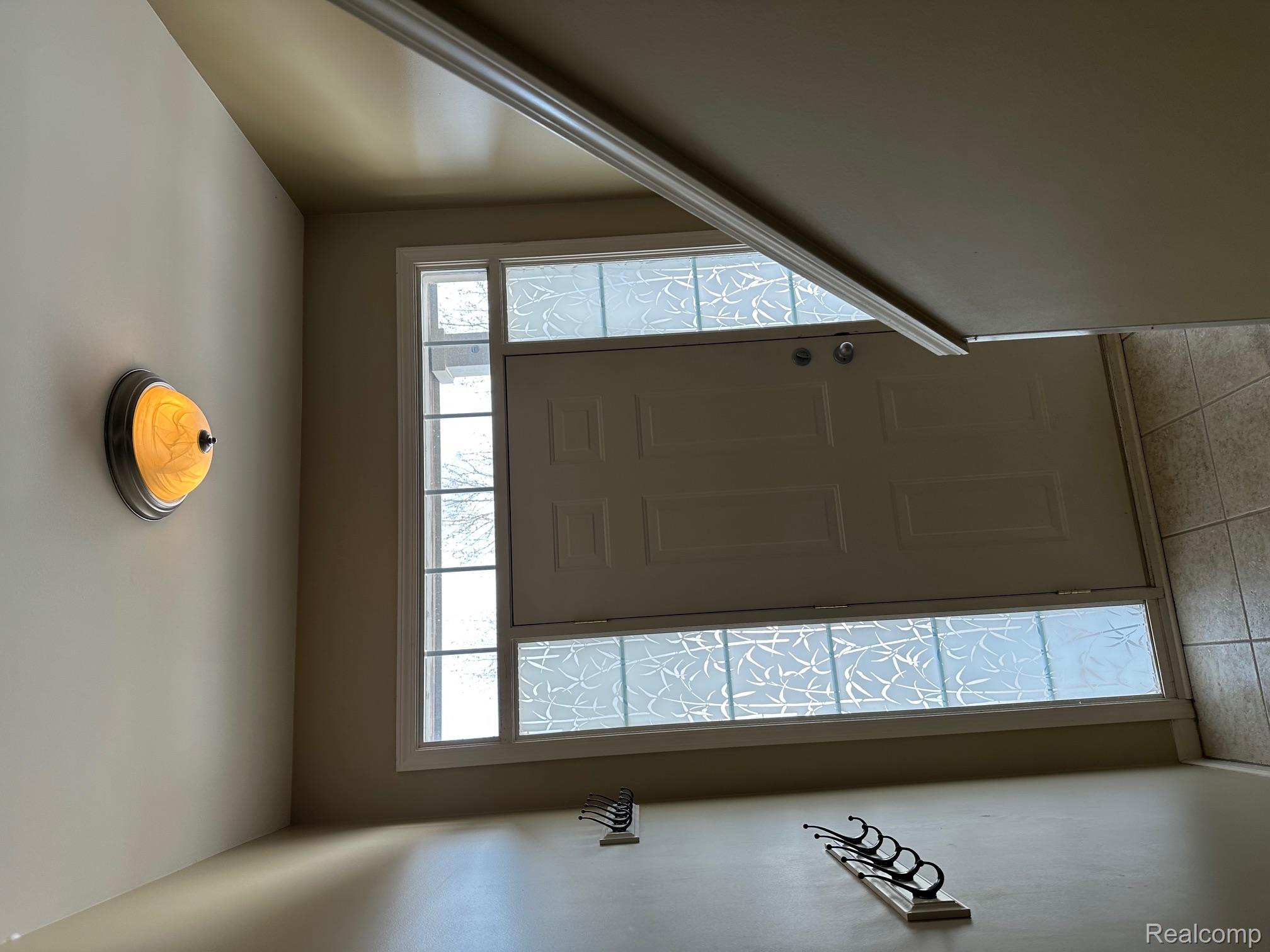 2395 Knollwood Drive