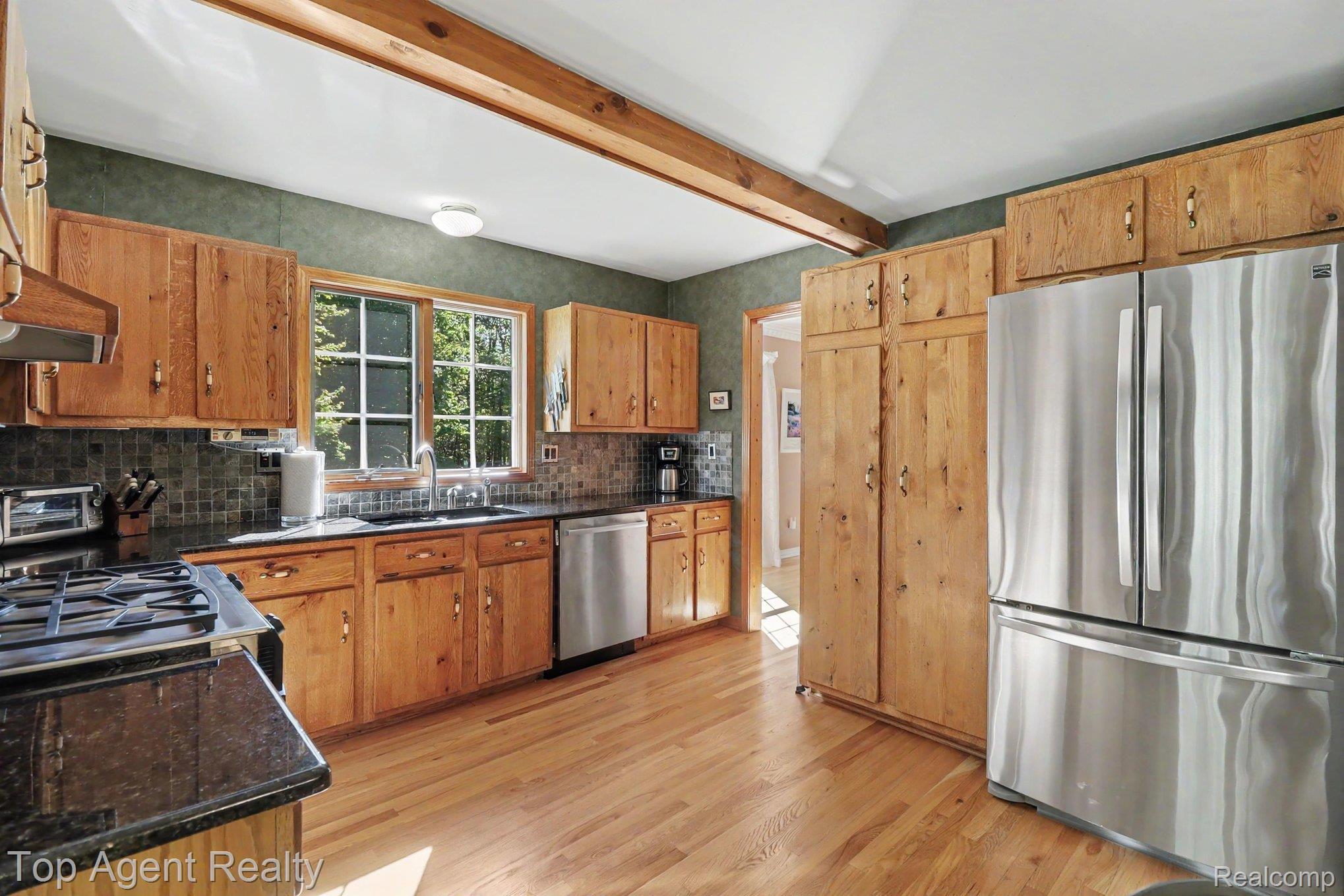 2411 Farmbrook Trail