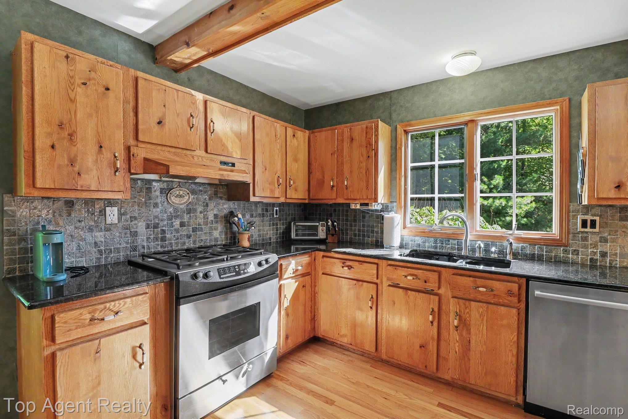 2411 Farmbrook Trail