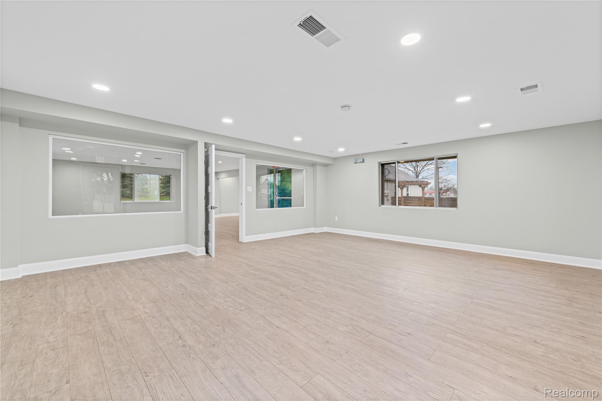 3236 Rochester Road