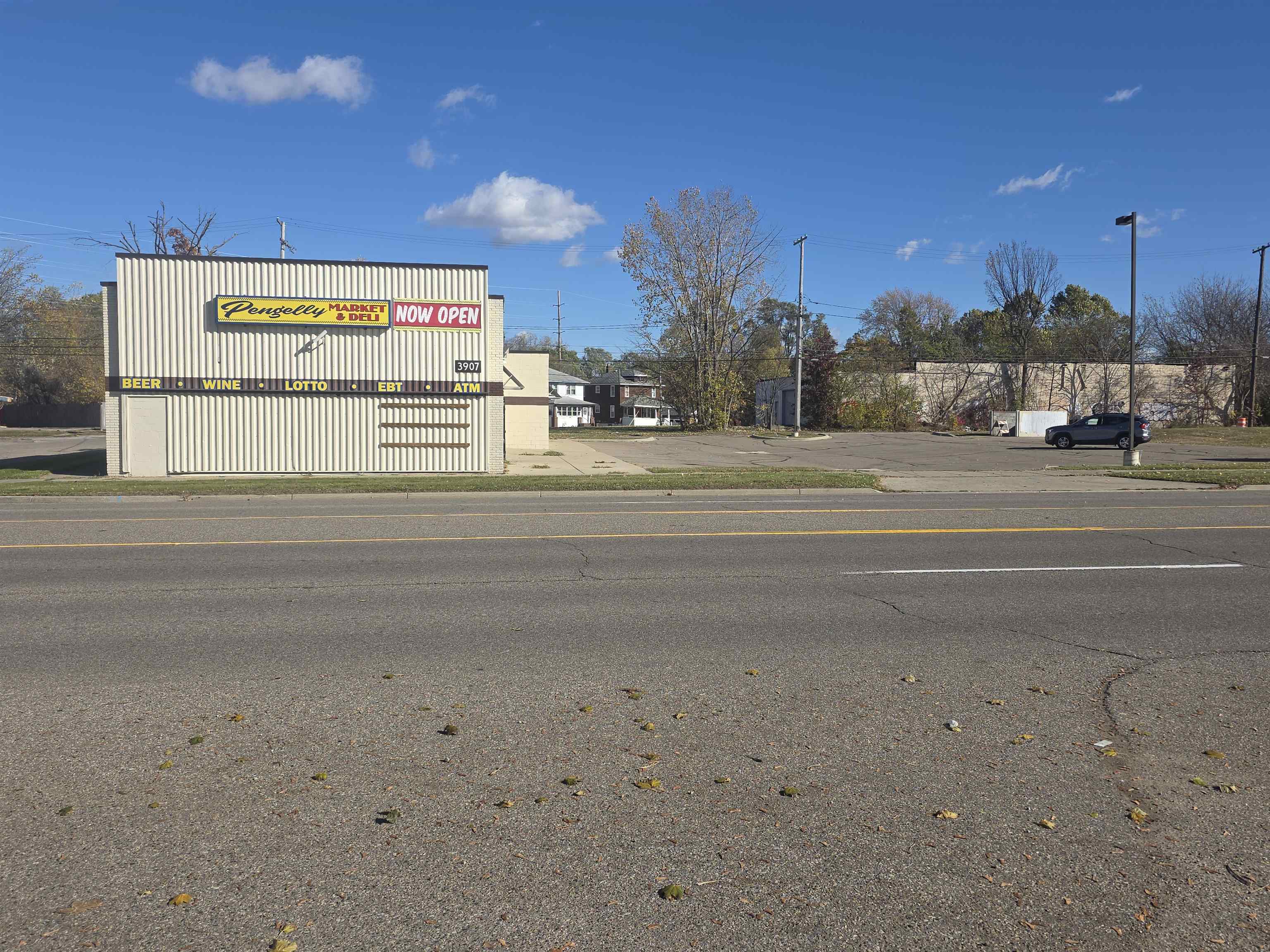 3907 S Saginaw Street