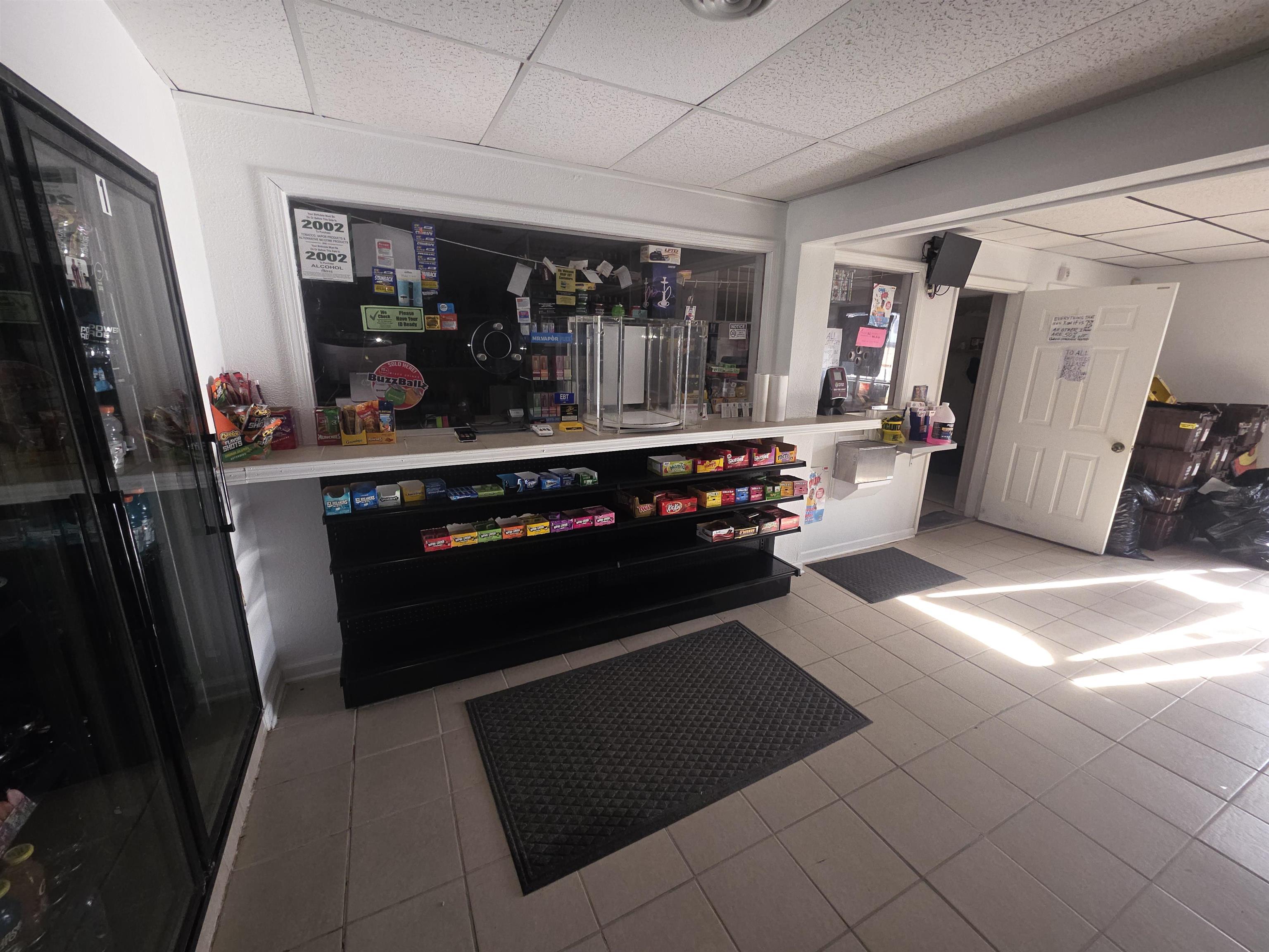 3907 S Saginaw Street