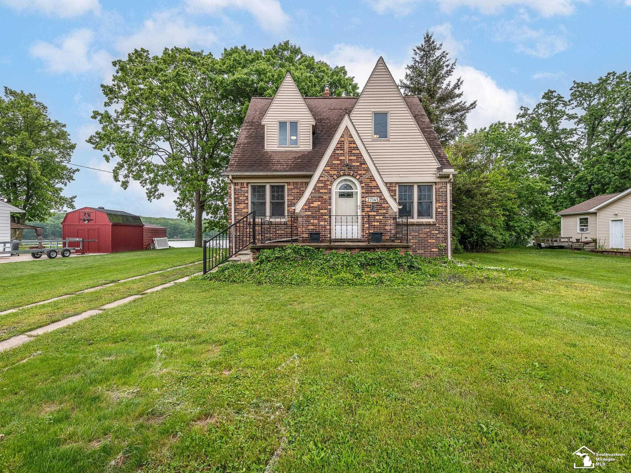 Flat Rock City, Michigan 48134, United States, 2 Bedrooms Bedrooms, ,2 BathroomsBathrooms,Residential,Active,141145