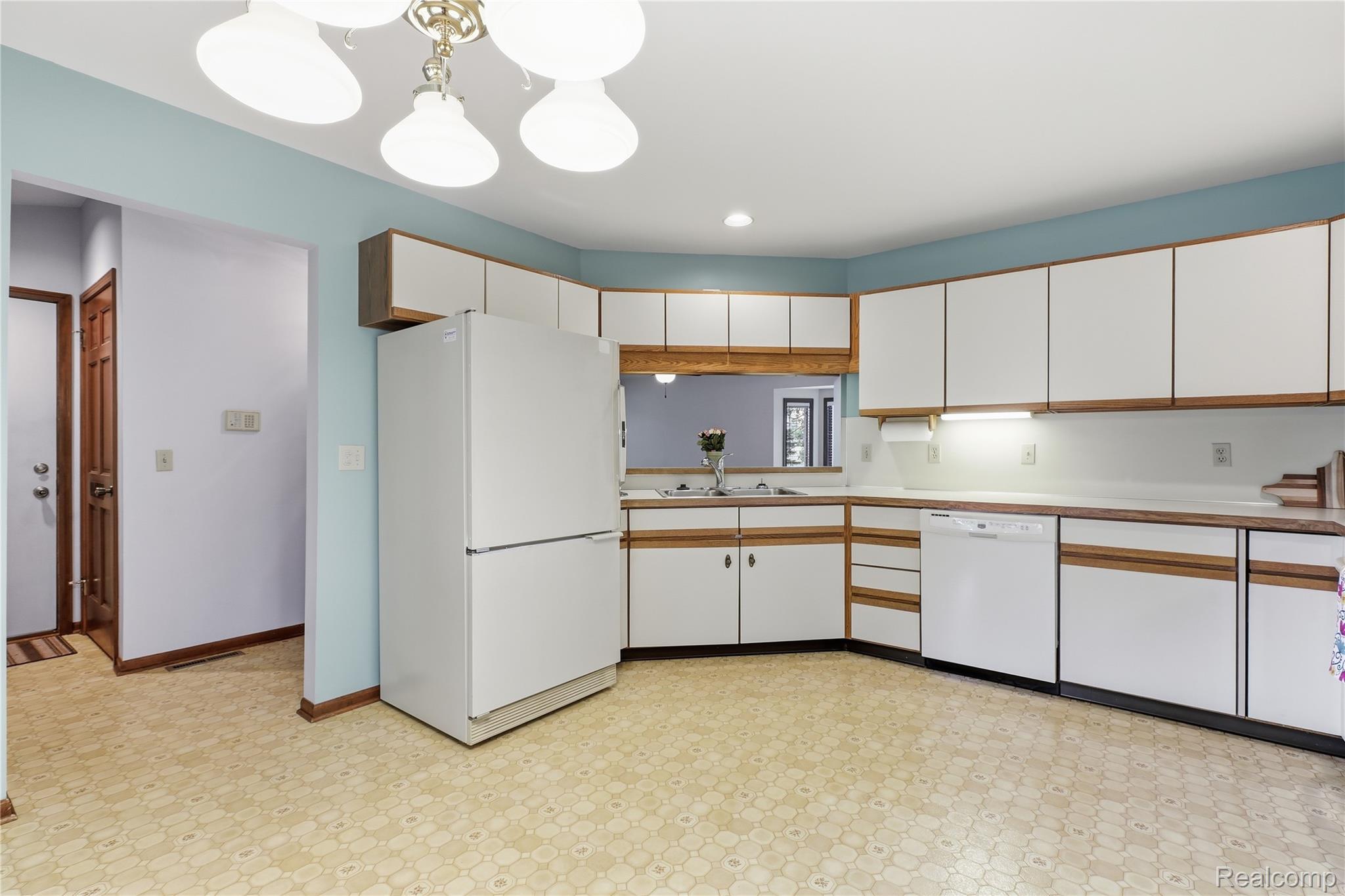 4485 Virginia Court 25
