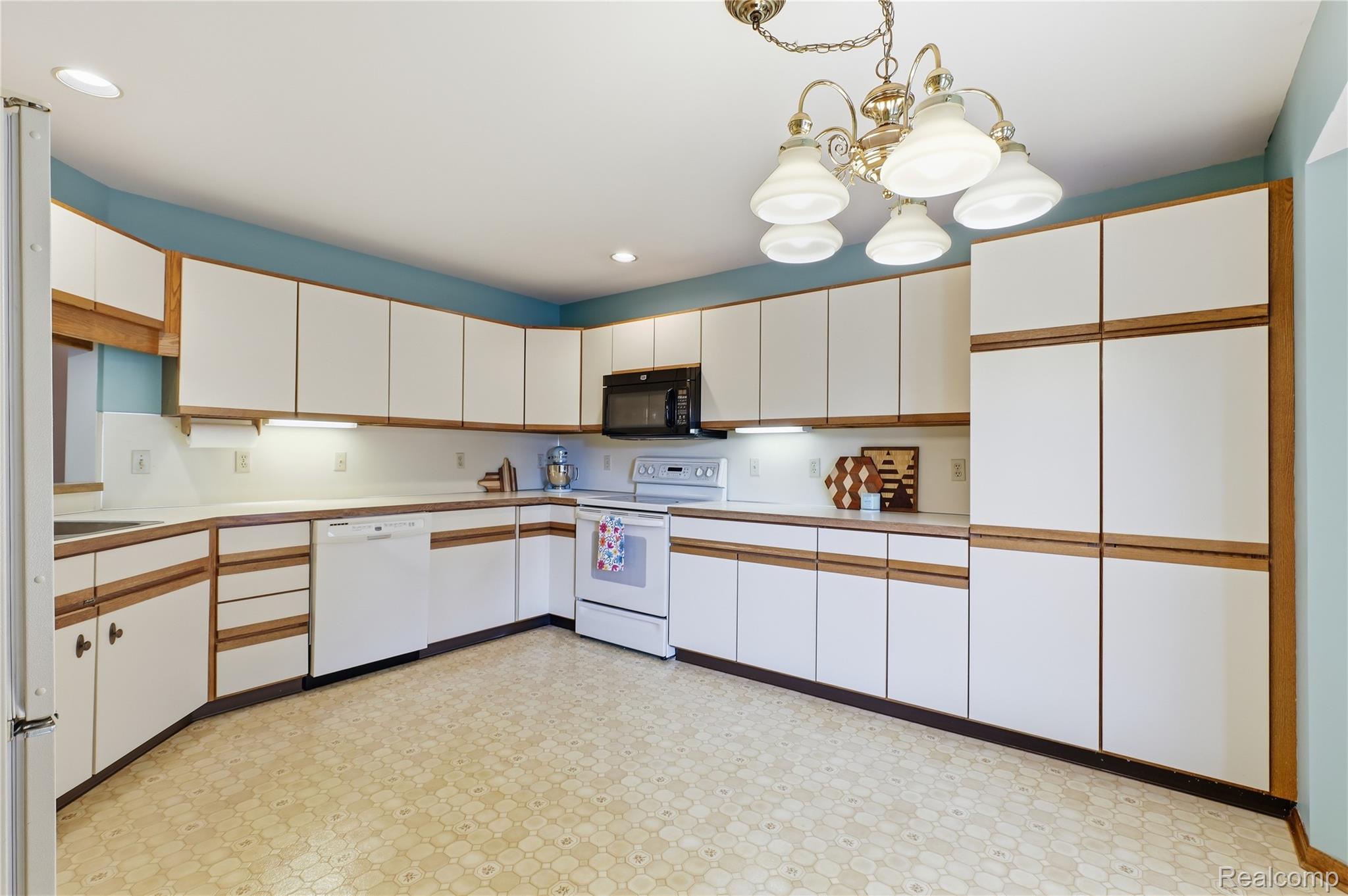 4485 Virginia Court 25