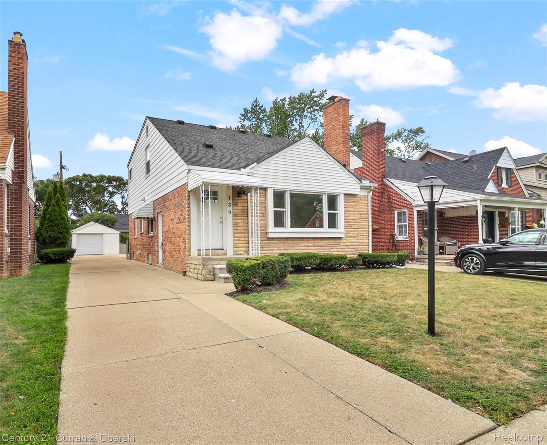 139 Kingsbury Avenue