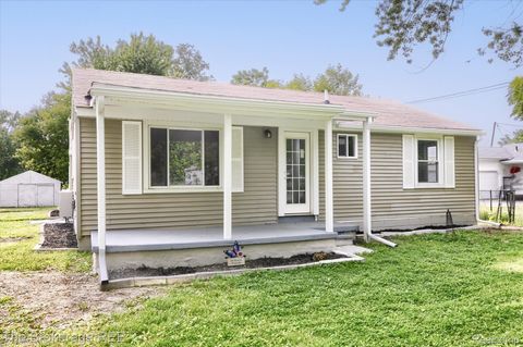 1372 S Packard Avenue Burton City MI 48509