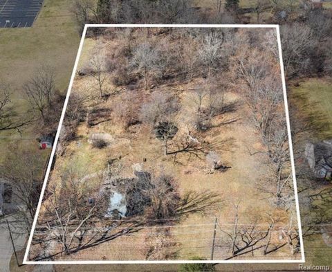 265 hillcliff Waterford Charter Township MI 48328