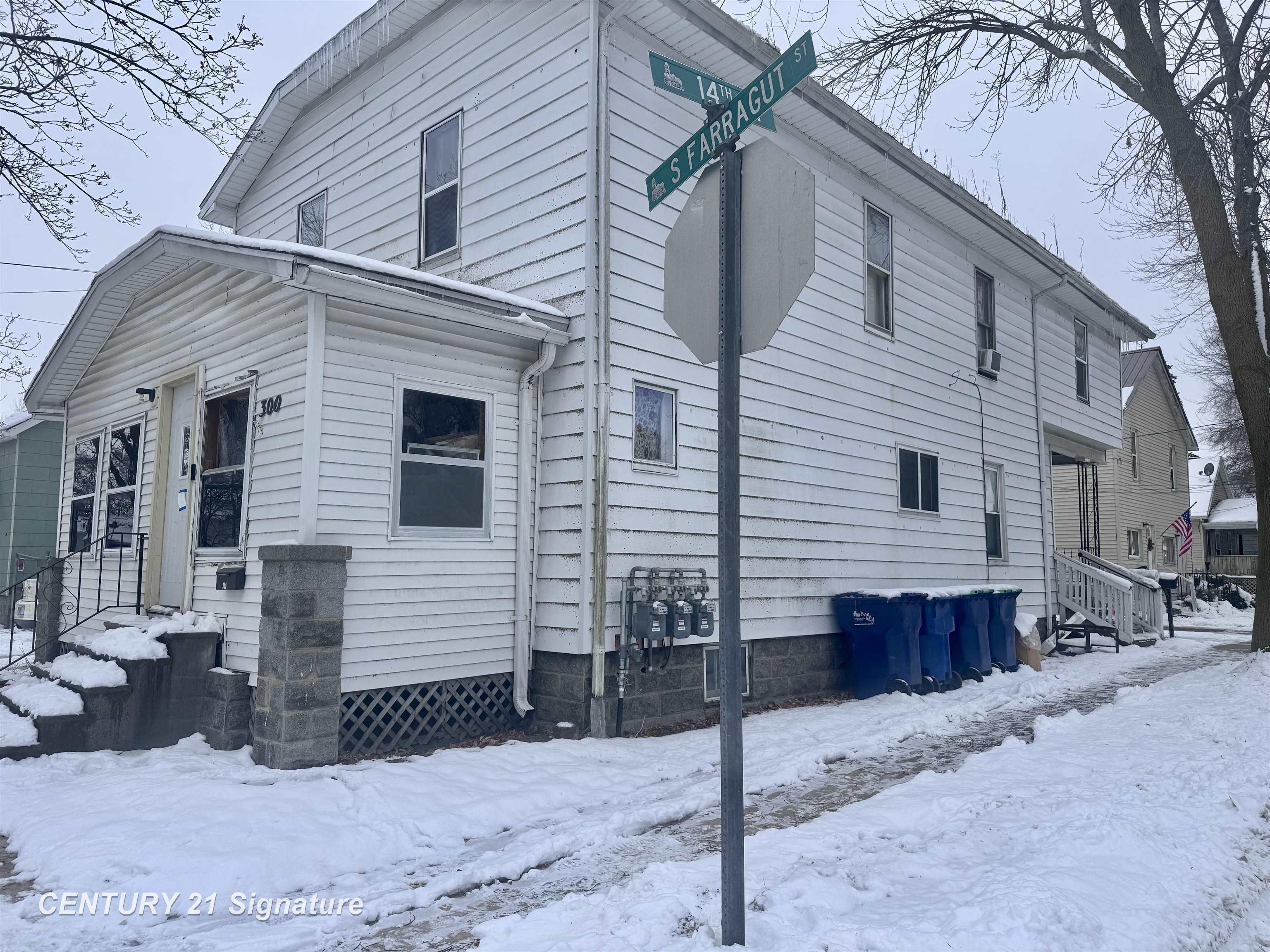 300 S Farragut Street