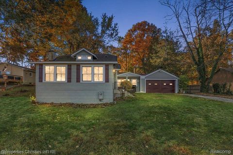 2231 North Street Highland Charter Township MI 48380