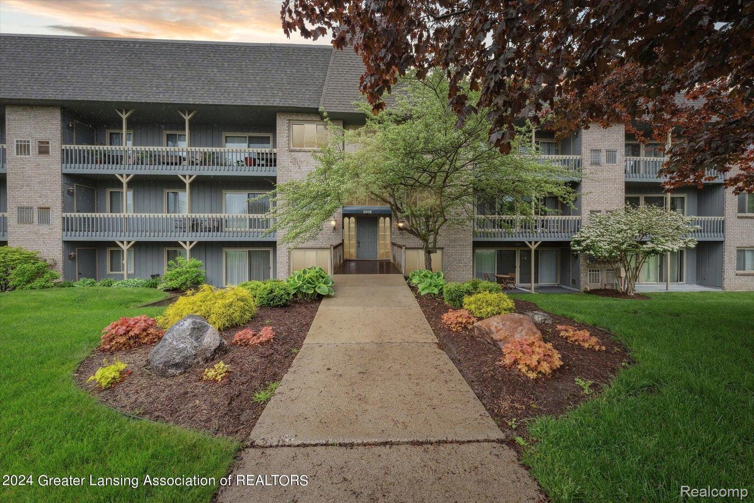 Outdoor building
