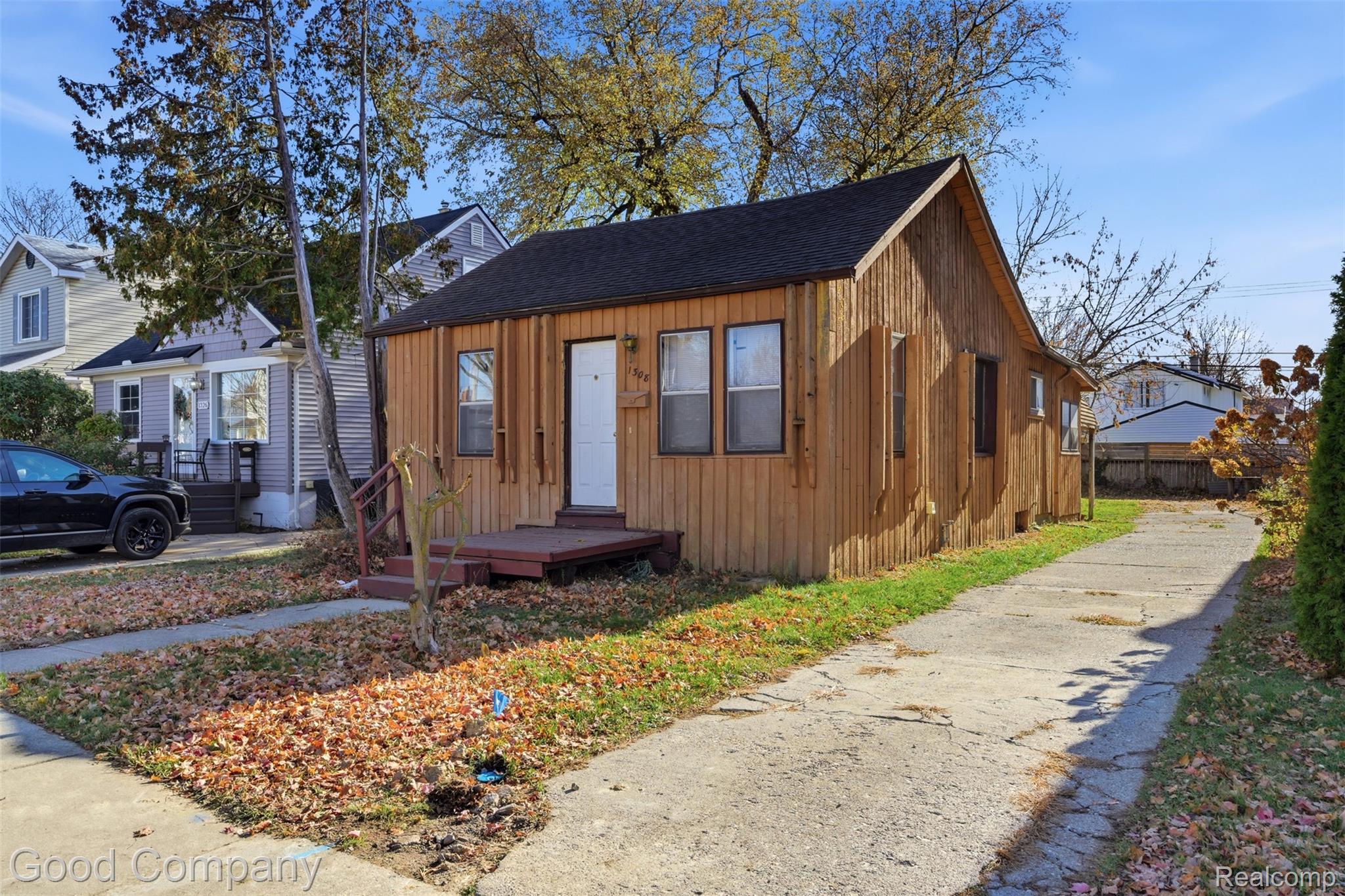 1308 E Lincoln Street