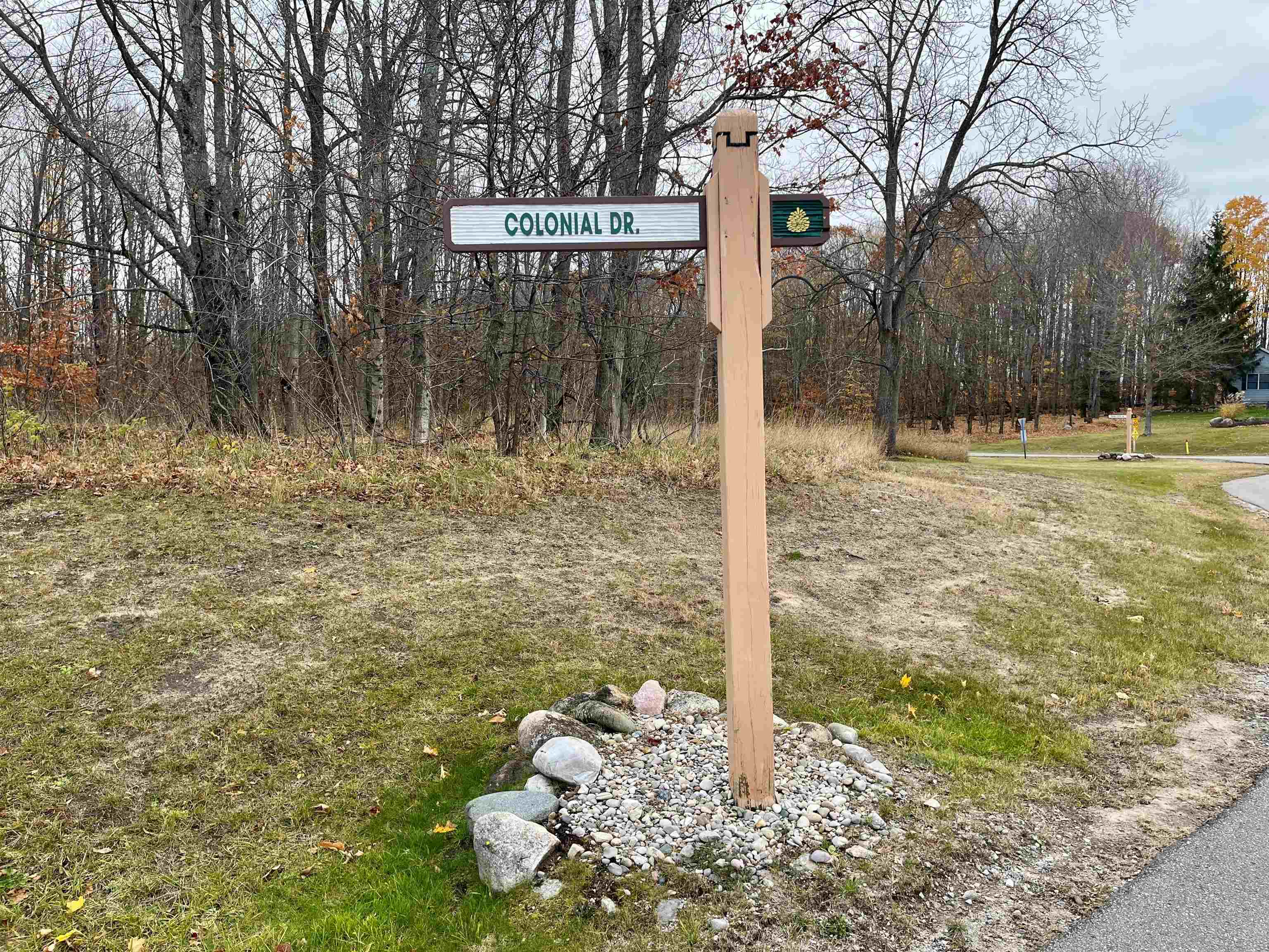 V/L 59 Colonial Drive