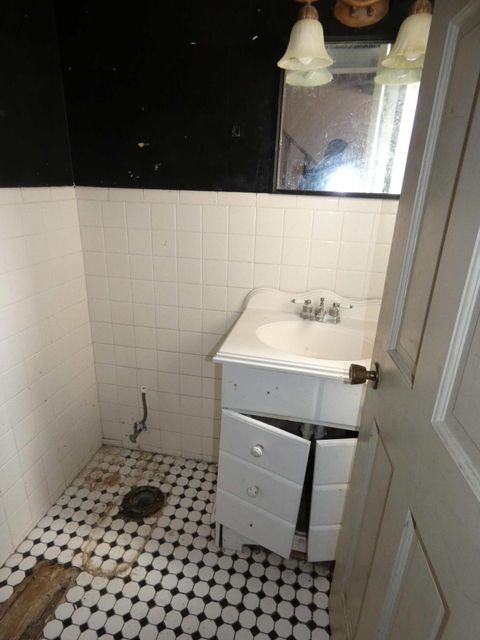 Tiny photo for 1968 Colfax Avenue, St Joseph Charter Township, MI 49022 (MLS # 69026008718)