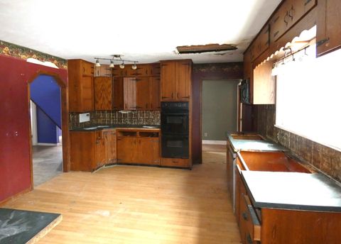 Tiny photo for 1968 Colfax Avenue, St Joseph Charter Township, MI 49022 (MLS # 69026008718)