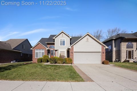 22245 Brywood Court Clinton Charter Township MI 48036