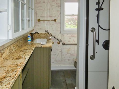 Tiny photo for 5511 Lakewood Street, Coloma Charter Township, MI 49038 (MLS # 69026032440)