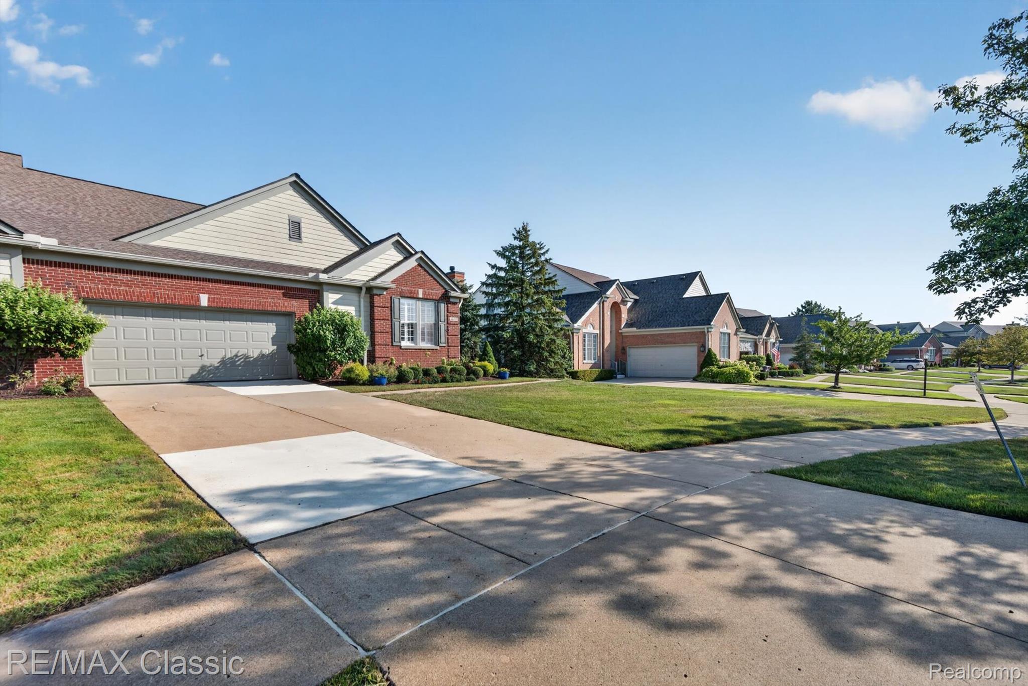 44457 Birchwood Court 18