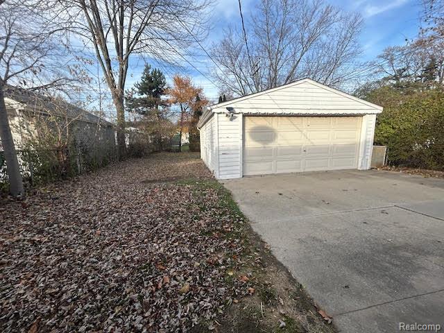 Royal Oak, Michigan 48073, United States, 2 Bedrooms Bedrooms, ,1 BathroomBathrooms,Residential,Active,247511