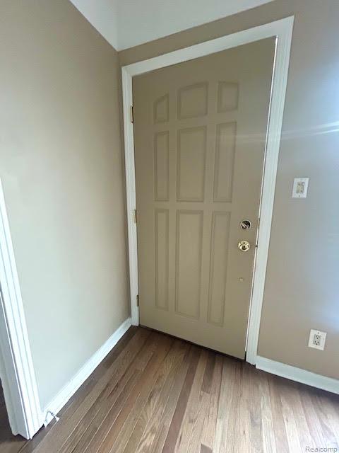 Royal Oak, Michigan 48073, United States, 2 Bedrooms Bedrooms, ,1 BathroomBathrooms,Residential,Active,247511