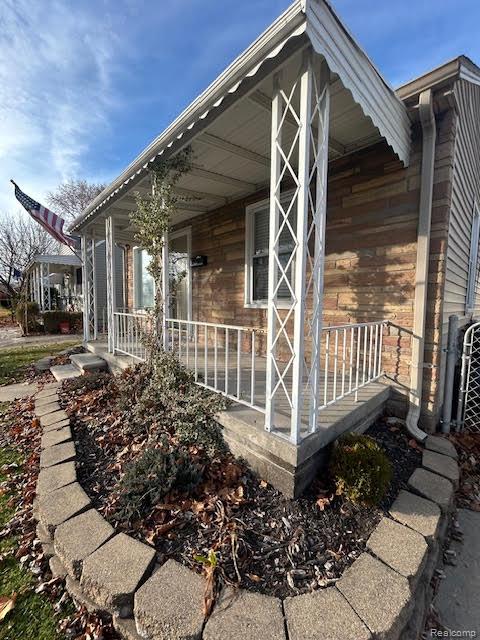 Royal Oak, Michigan 48073, United States, 2 Bedrooms Bedrooms, ,1 BathroomBathrooms,Residential,Active,247511