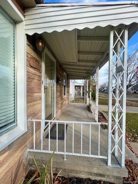 Royal Oak, Michigan 48073, United States, 2 Bedrooms Bedrooms, ,1 BathroomBathrooms,Residential,Active,247511