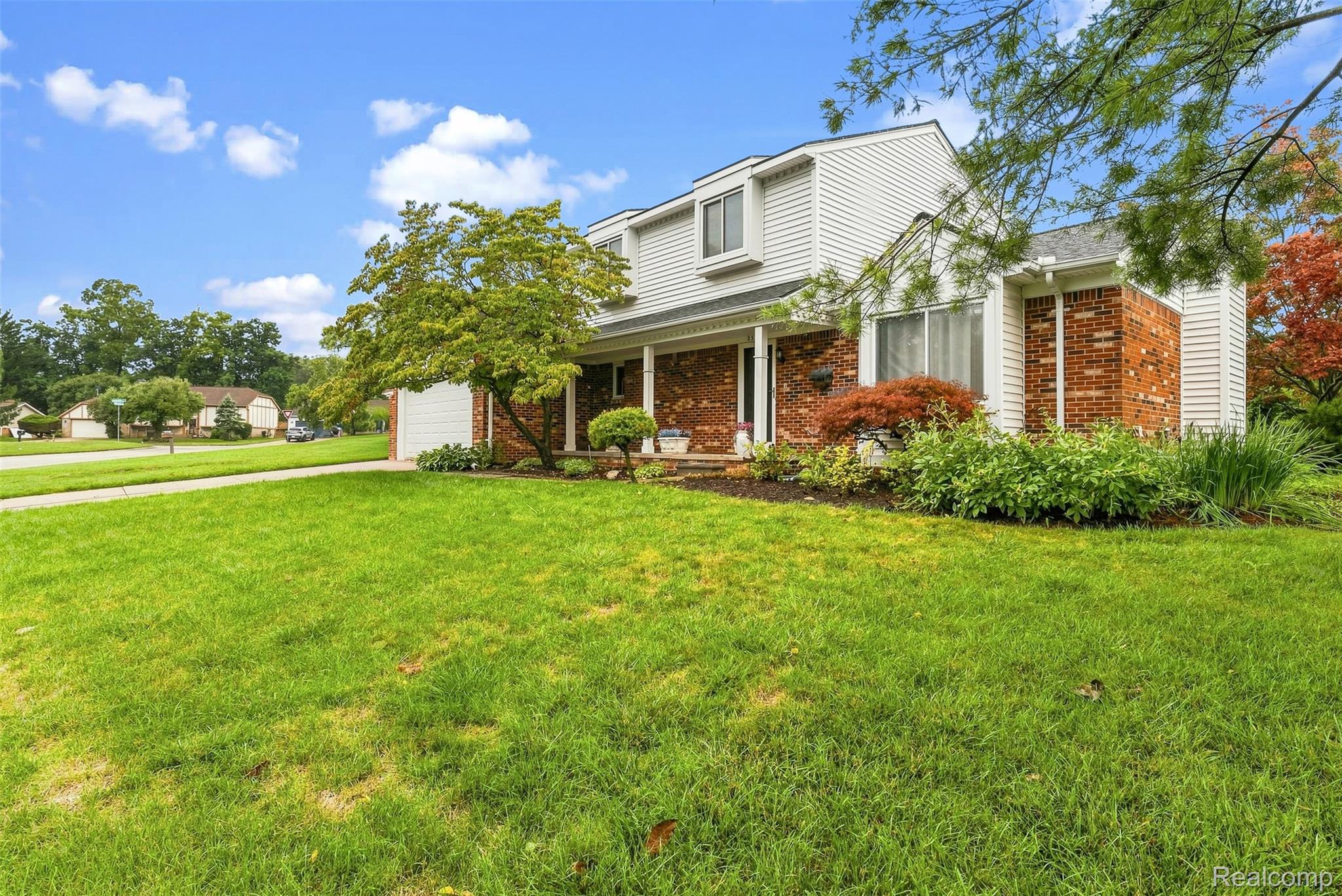 2326 Highsplint Drive