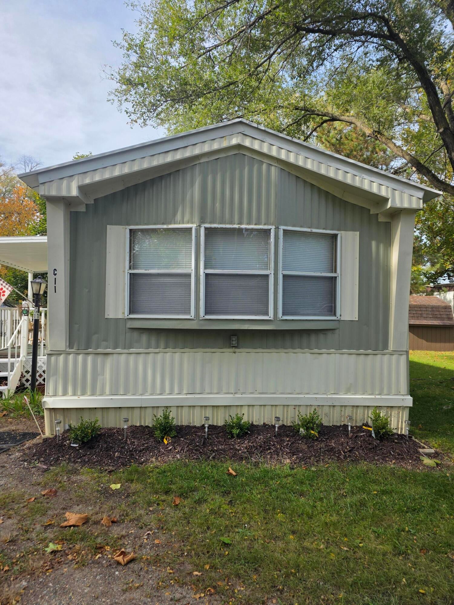 606 Bjornson Street c11