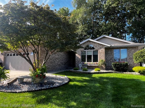 Photo for 3923 Oak Hills Circle