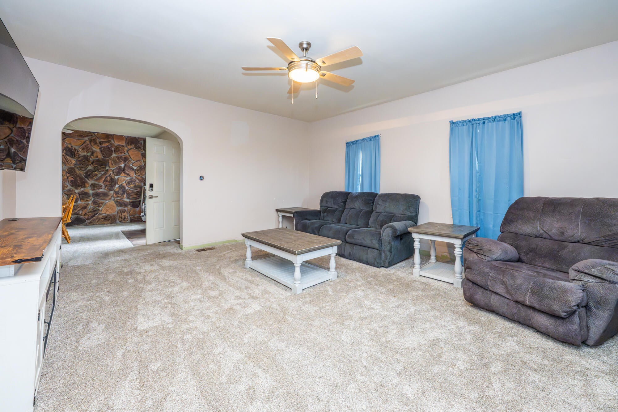 3607 Hillandale Road