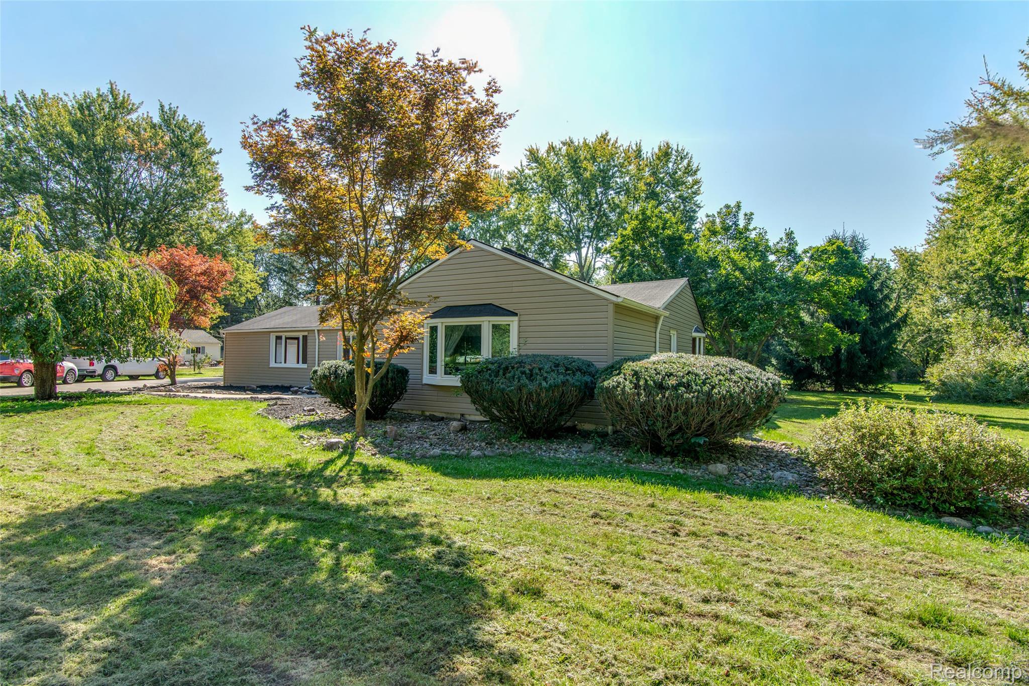 6810 N Territorial Road