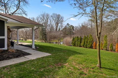 Tiny photo for 45401 W 9 Mile Road, Novi City, MI 48374 (MLS # 20261021758)