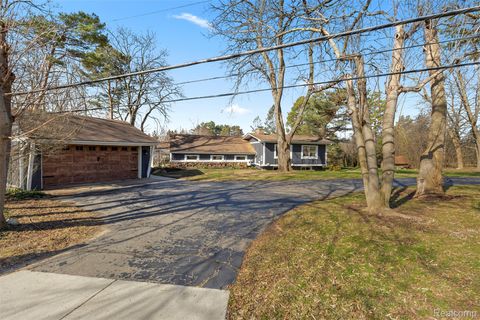 Tiny photo for 45401 W 9 Mile Road, Novi City, MI 48374 (MLS # 20261021758)