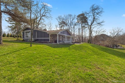 Tiny photo for 45401 W 9 Mile Road, Novi City, MI 48374 (MLS # 20261021758)