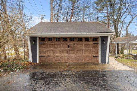 Tiny photo for 45401 W 9 Mile Road, Novi City, MI 48374 (MLS # 20261021758)