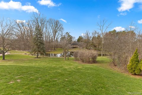 Tiny photo for 45401 W 9 Mile Road, Novi City, MI 48374 (MLS # 20261021758)